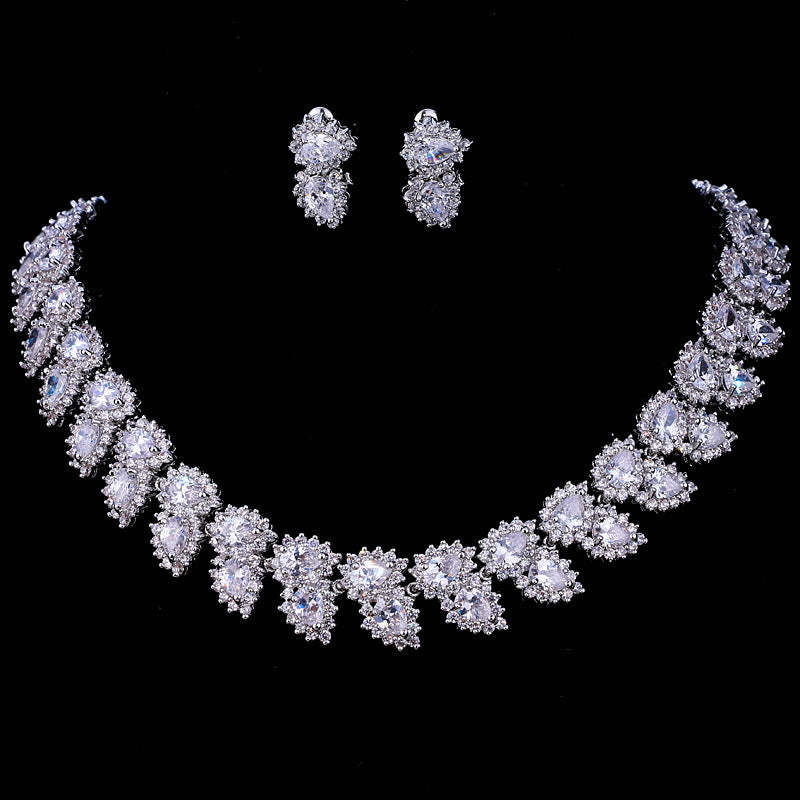 Women's Fashion Zirconia Leaf Necklace Earrings Set